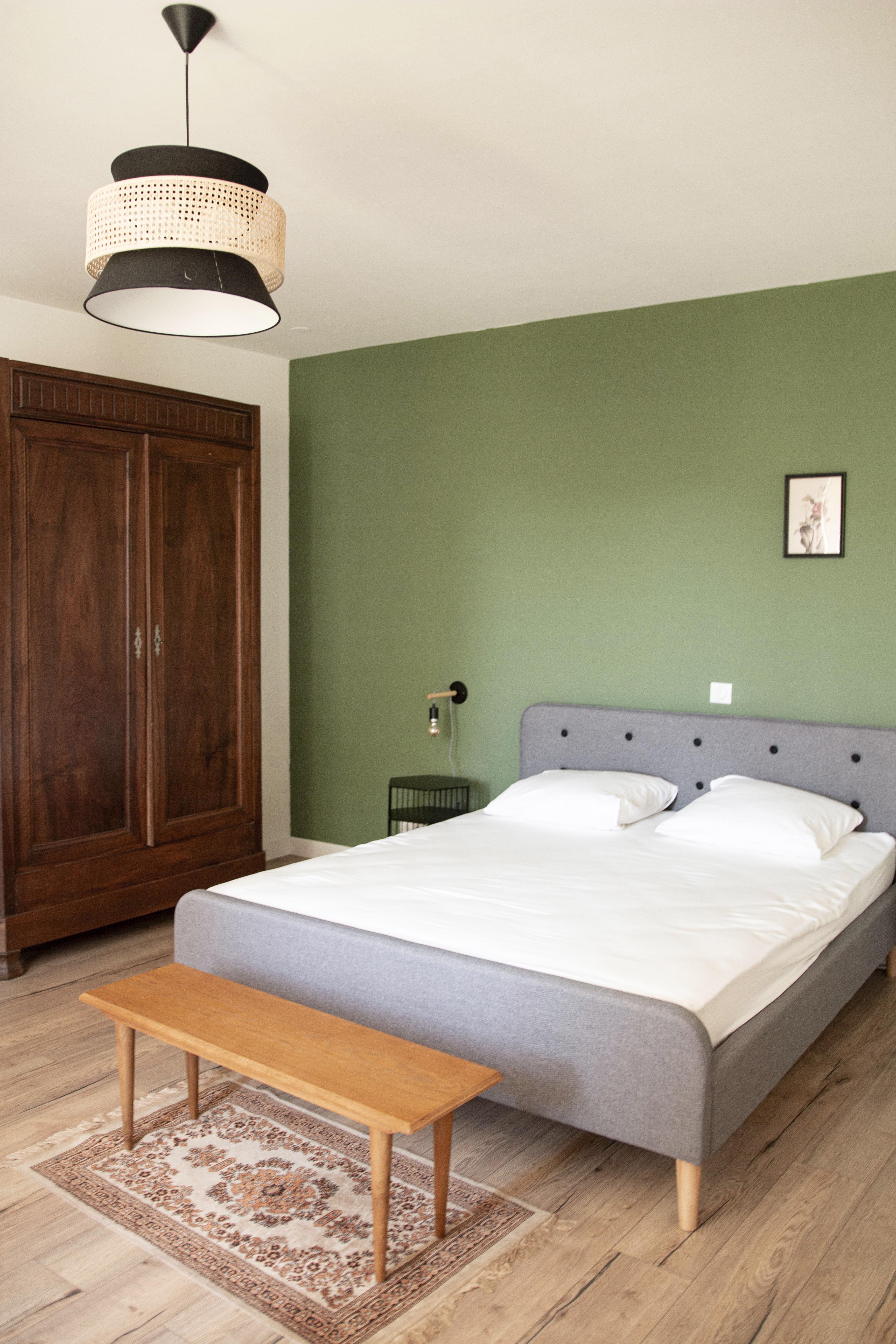 Le séjour avec la cuisine ouverte